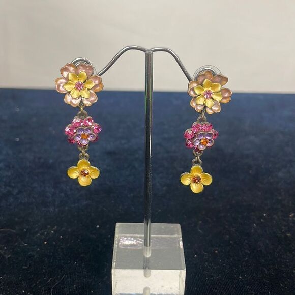 Multi Crystal Dangle Flower Earrings - Picture 1 of 3